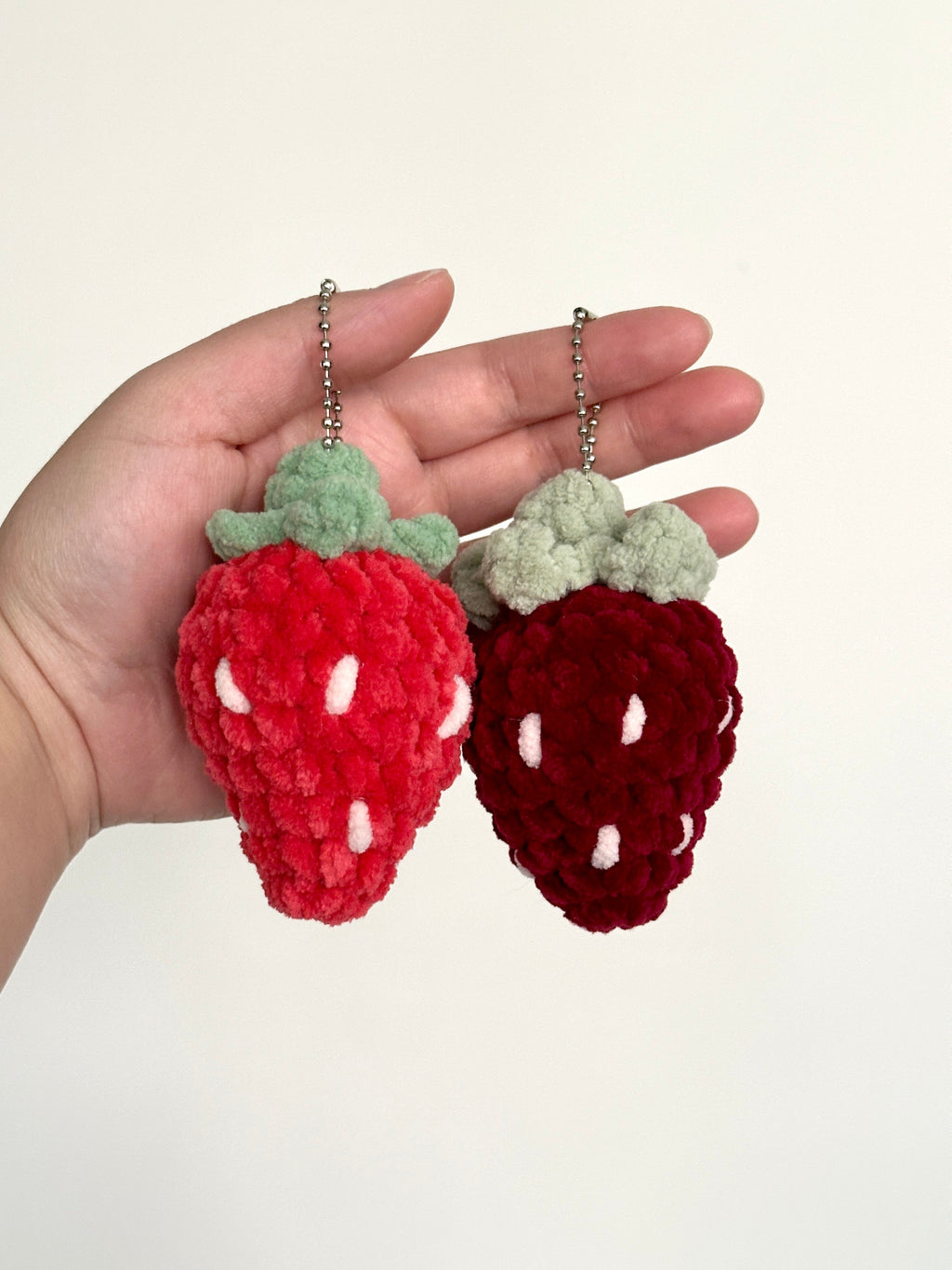 Crochet 15-min Strawberry Keychain Pattern PDF Download Beginner Friendly