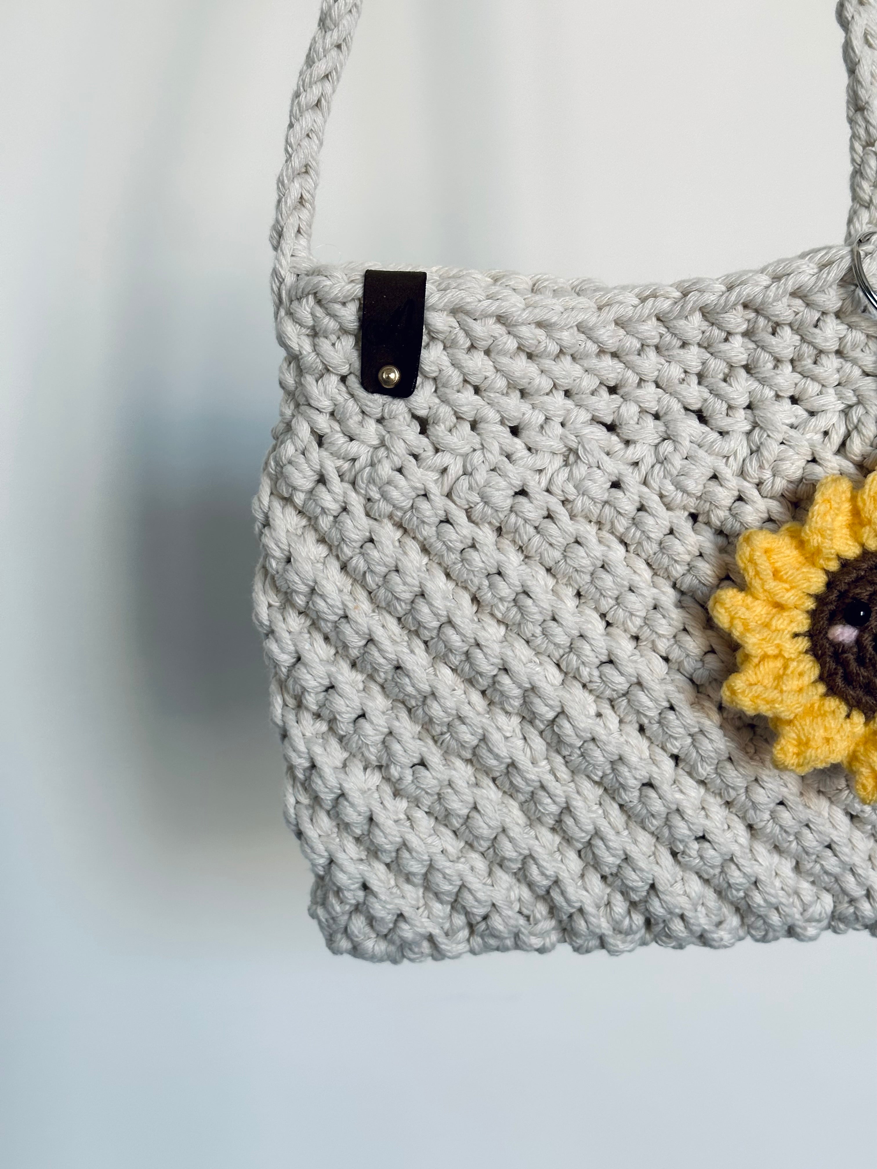 White Crochet Cross-body Shoulder Bag (with charm)
